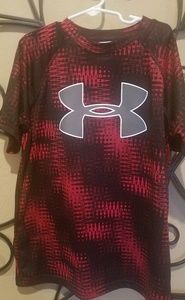 Under Armour Boys DriFit Heat Gear Shirt